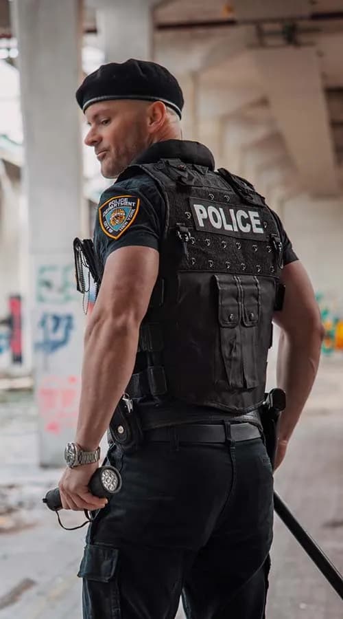 Stripper buchen in Graz: Chris macht deine Feier unvergesslich 4